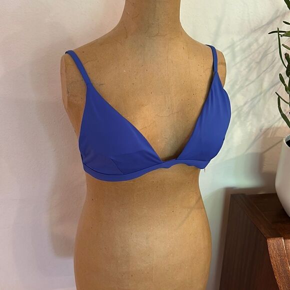Vitamin A bikini top 12D size or large blue great pre owned condition - Picture 1 of 6